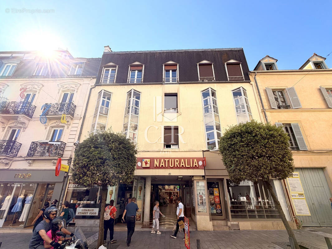 Appartement à ENGHIEN-LES-BAINS