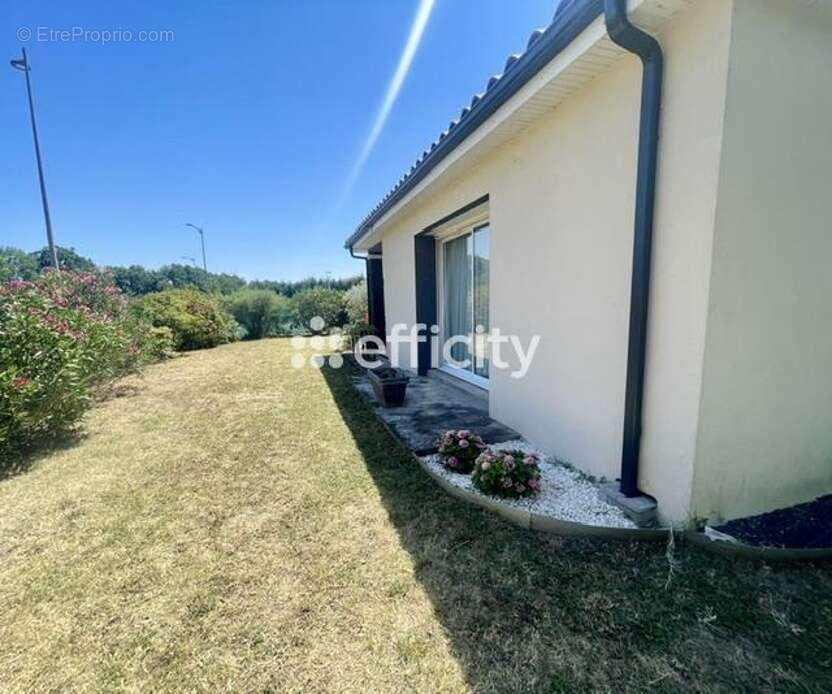 Maison 167 m² à Saint-Maurice-L'exil  - photo 21