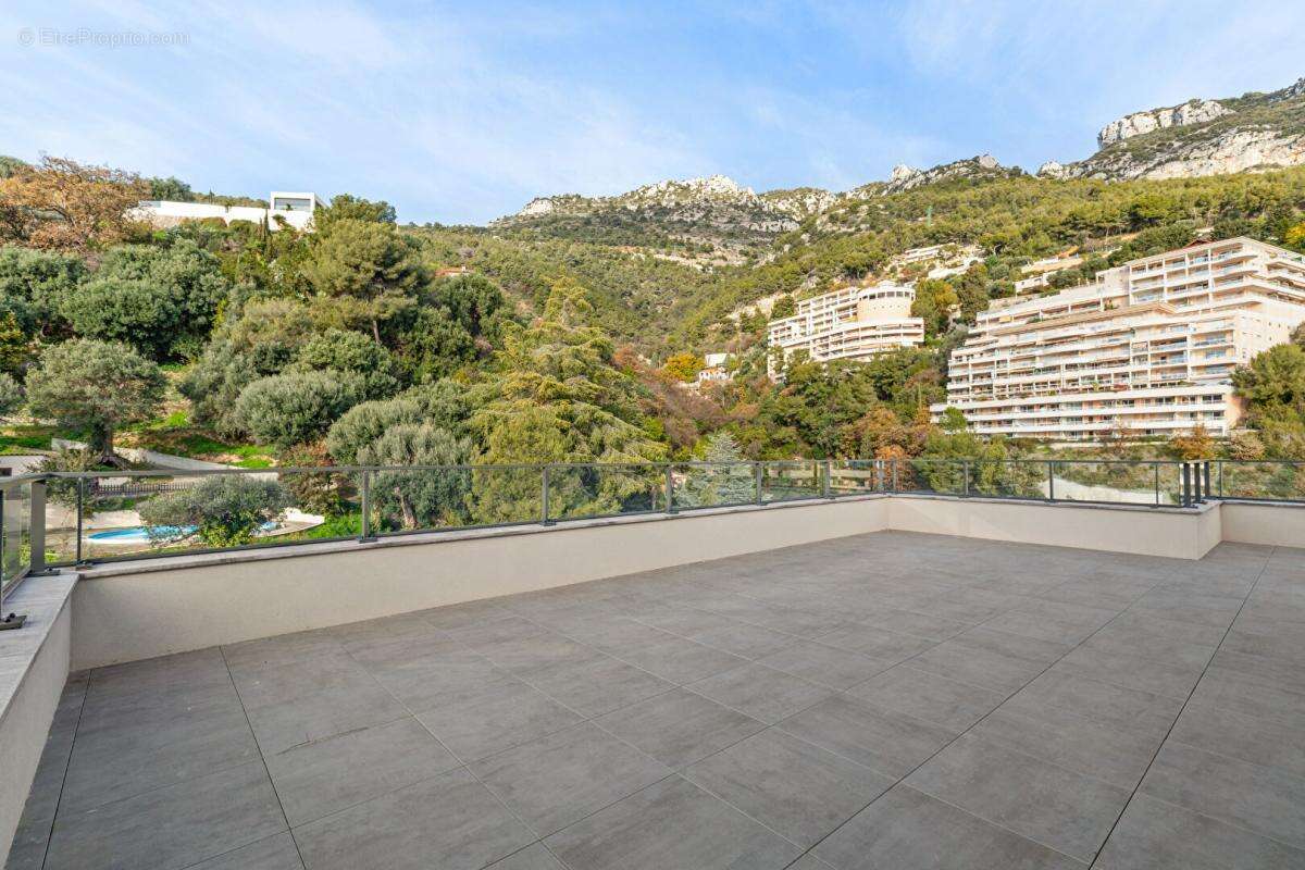 Appartement à BEAUSOLEIL
