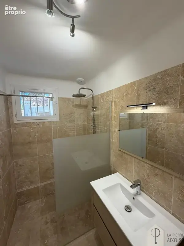 Maison rénovée T5 plain pied Eguilles Sud - photo 39