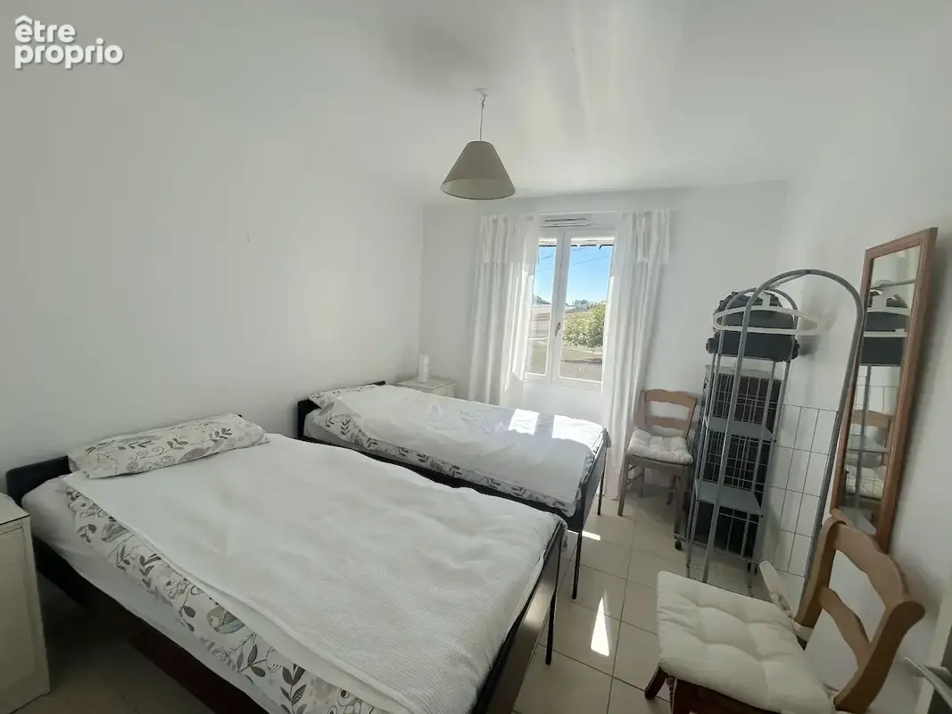 Coup de coeur pour cette magnifique maison avec piscine et vues dégagée sur terrain de 8249m2 - photo 10