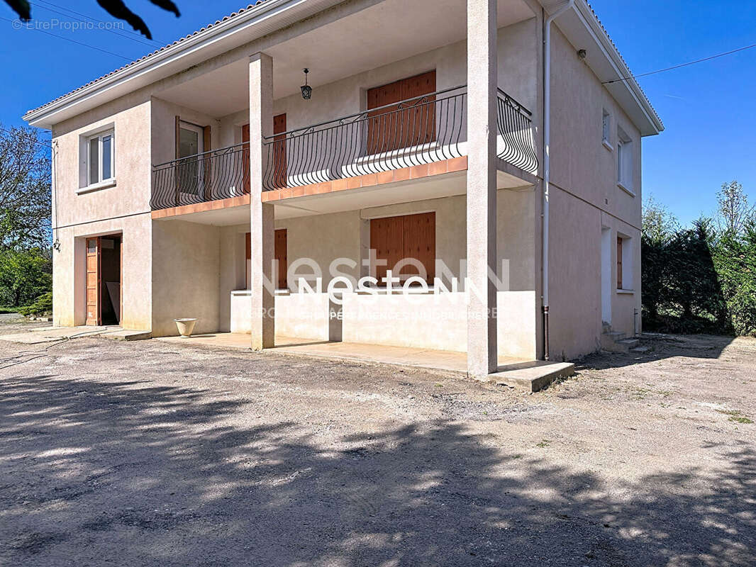 Maison à SEISSAN