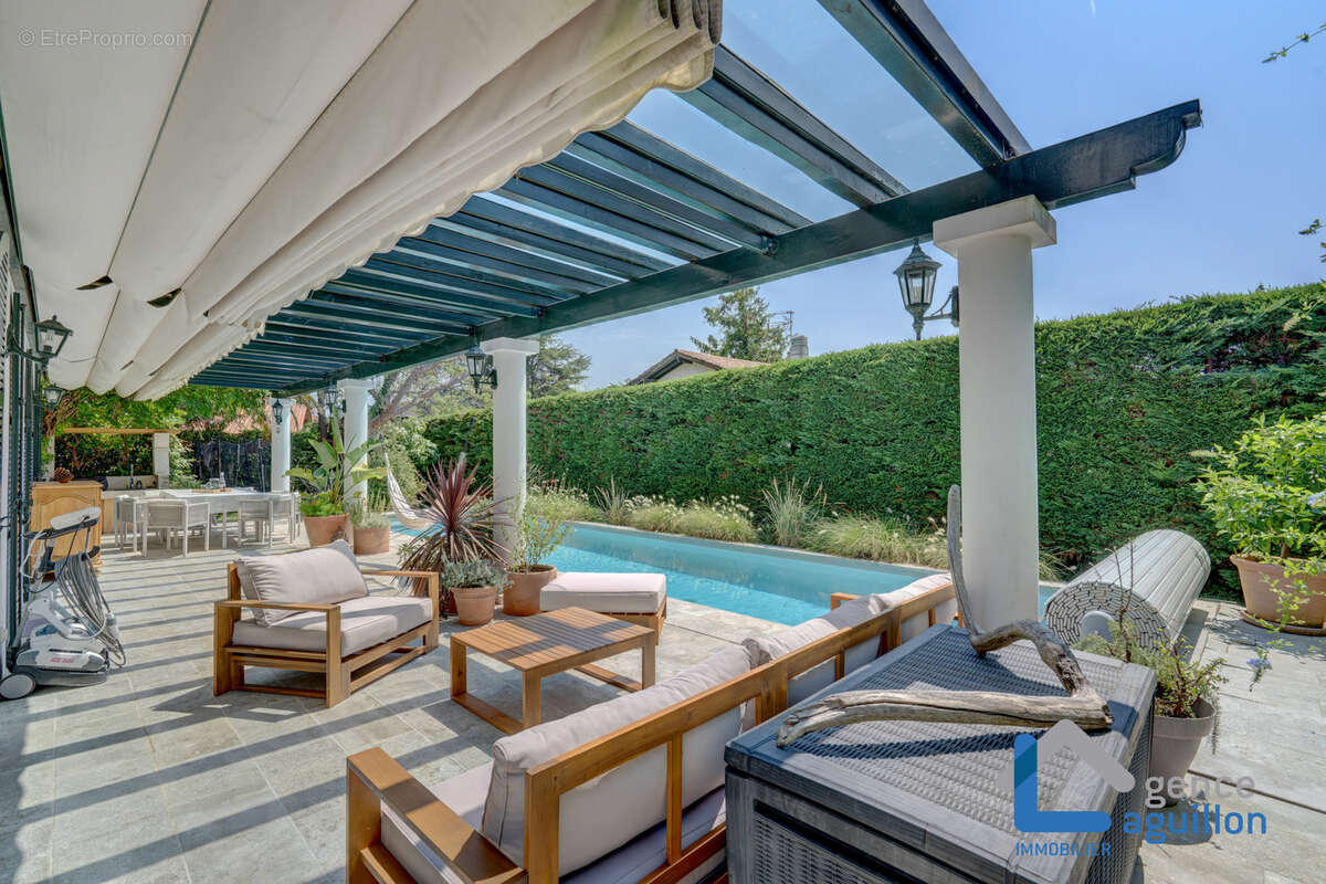 Superbe villa à deux pas de la plage - photo 3