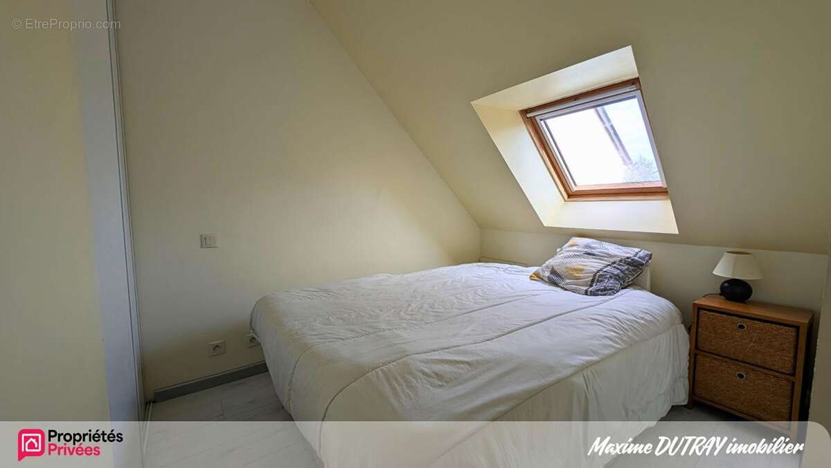 Maison 5 pièces 140m² - Piscine - Dépendance 150m² - photo 9