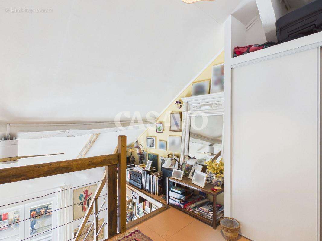 Appartement à PARIS-11E