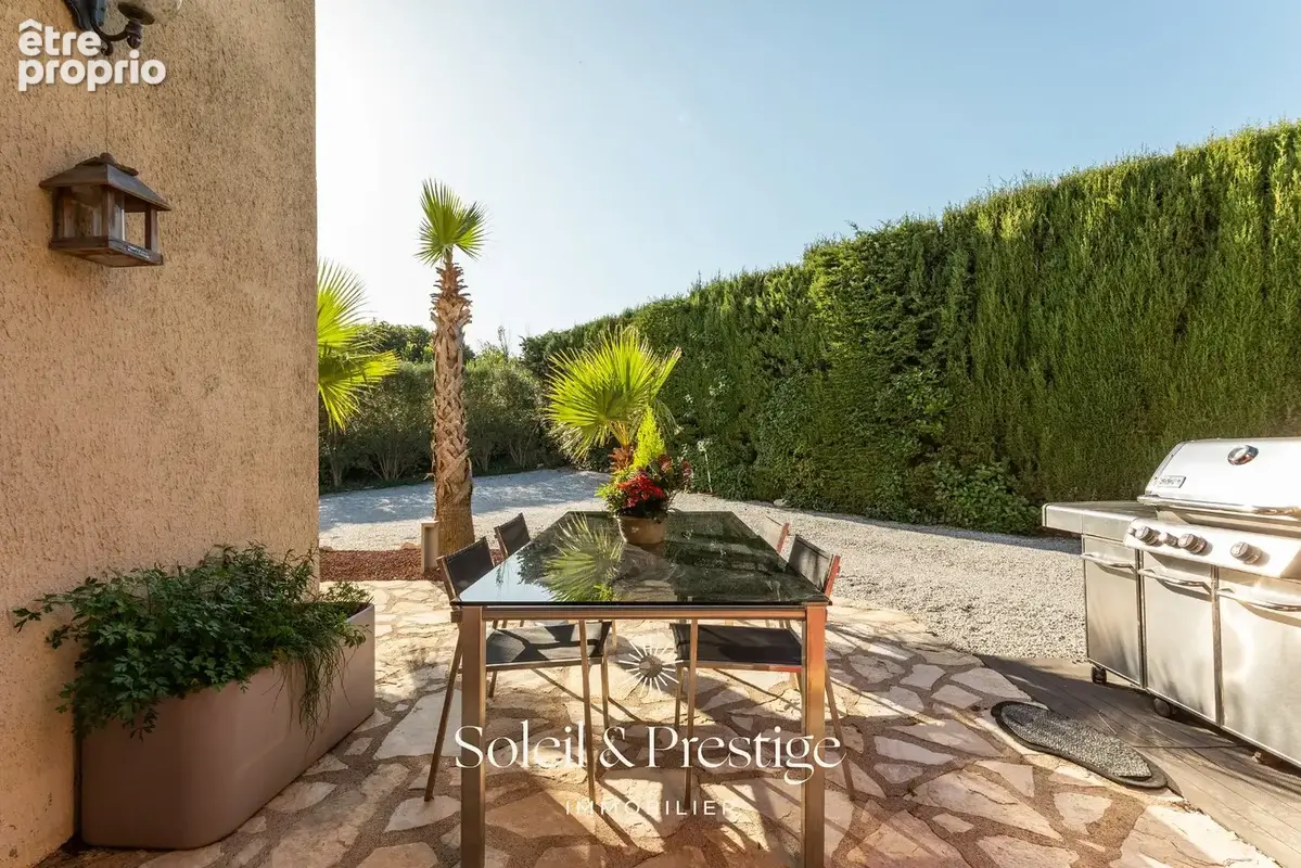 TOURBES - Maison d'architecte avec dépendance, piscine, double garage sur terrain arboré - photo 40