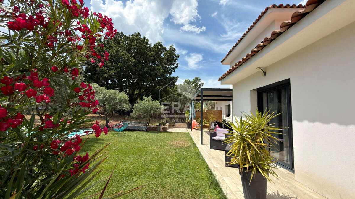 Maison à SAINT-MAXIMIN-LA-SAINTE-BAUME