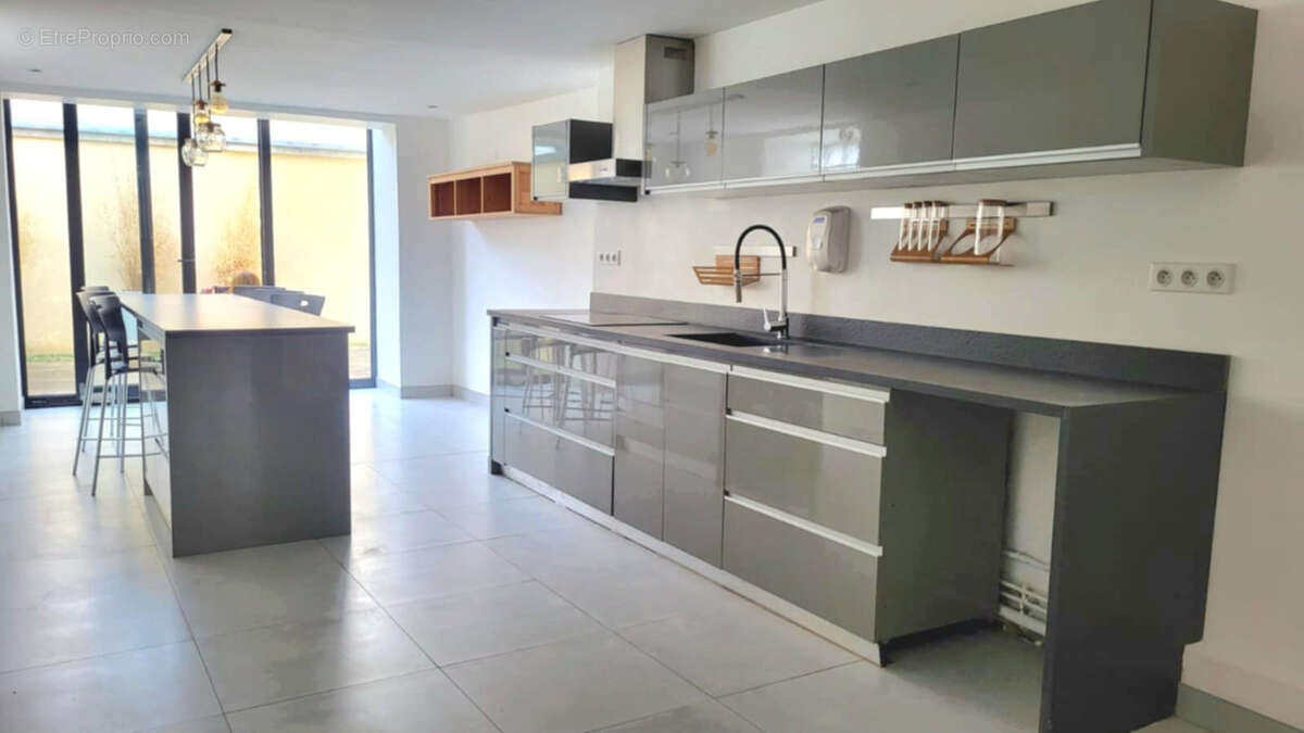 Maison à MORET-SUR-LOING