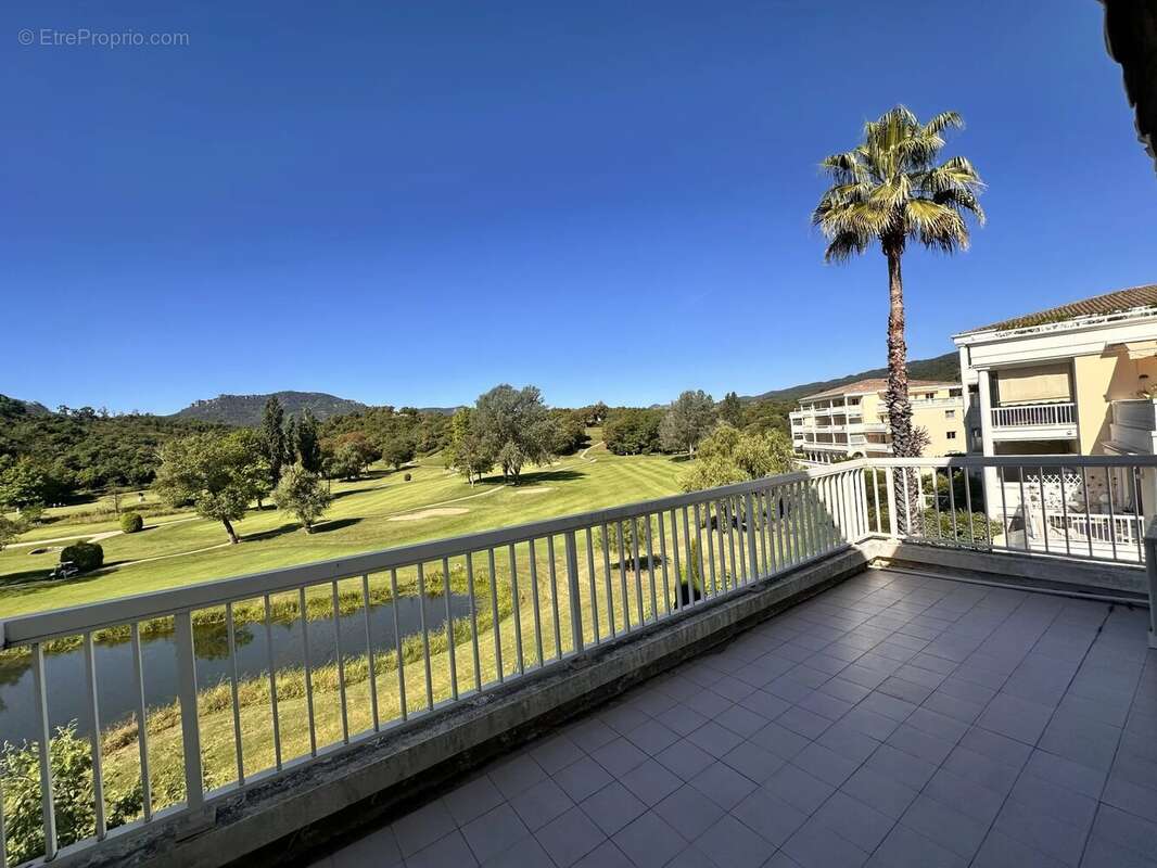 Appartement à MANDELIEU-LA-NAPOULE