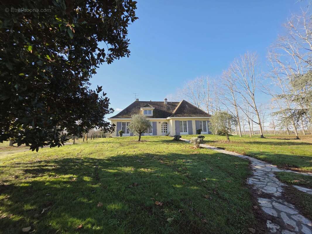 Maison à AURIAC-SUR-DROPT