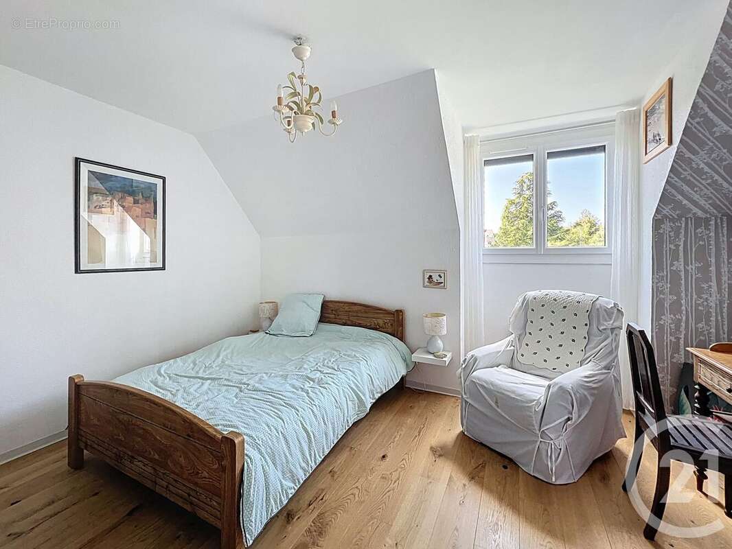 Maison à HAUTEVILLE-LES-DIJON