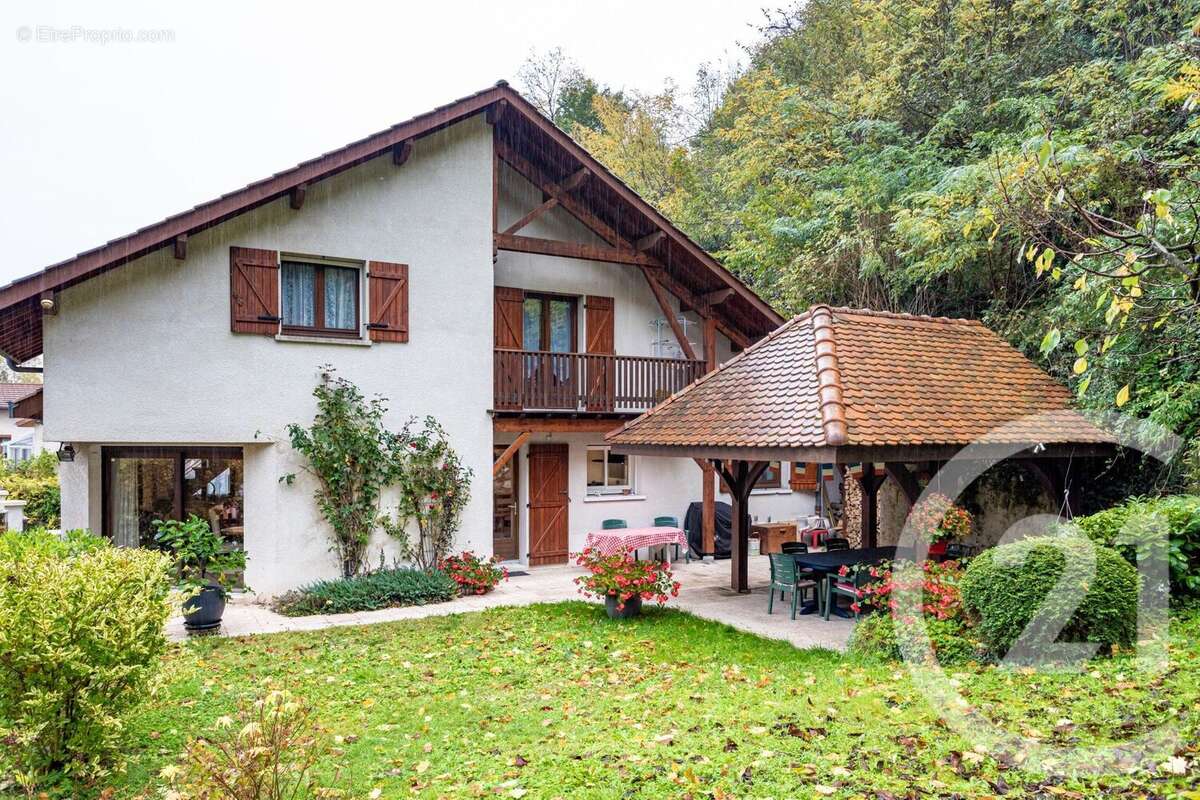 Maison à ECHIROLLES