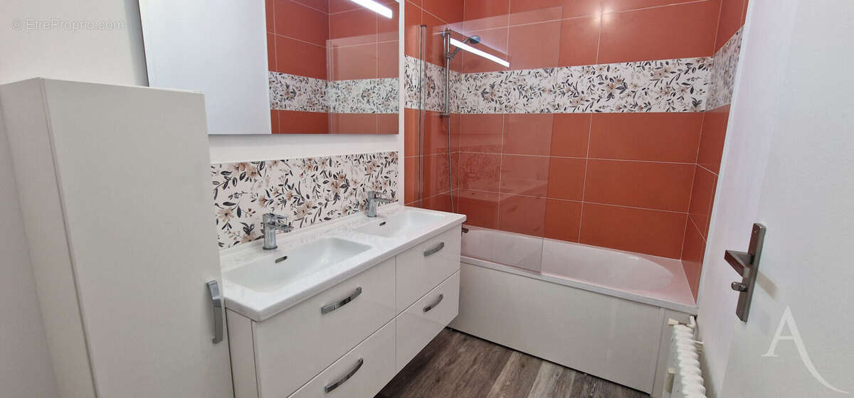 Appartement à MONDEVILLE
