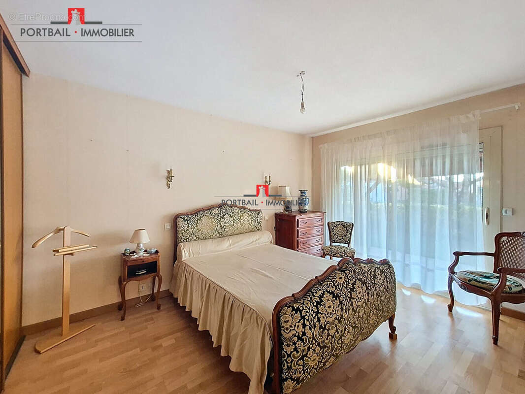 Maison à CARBON-BLANC