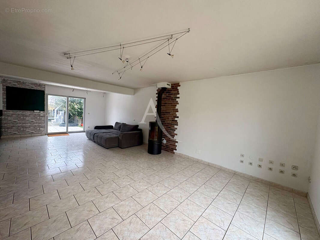 Maison à CHOUZE-SUR-LOIRE