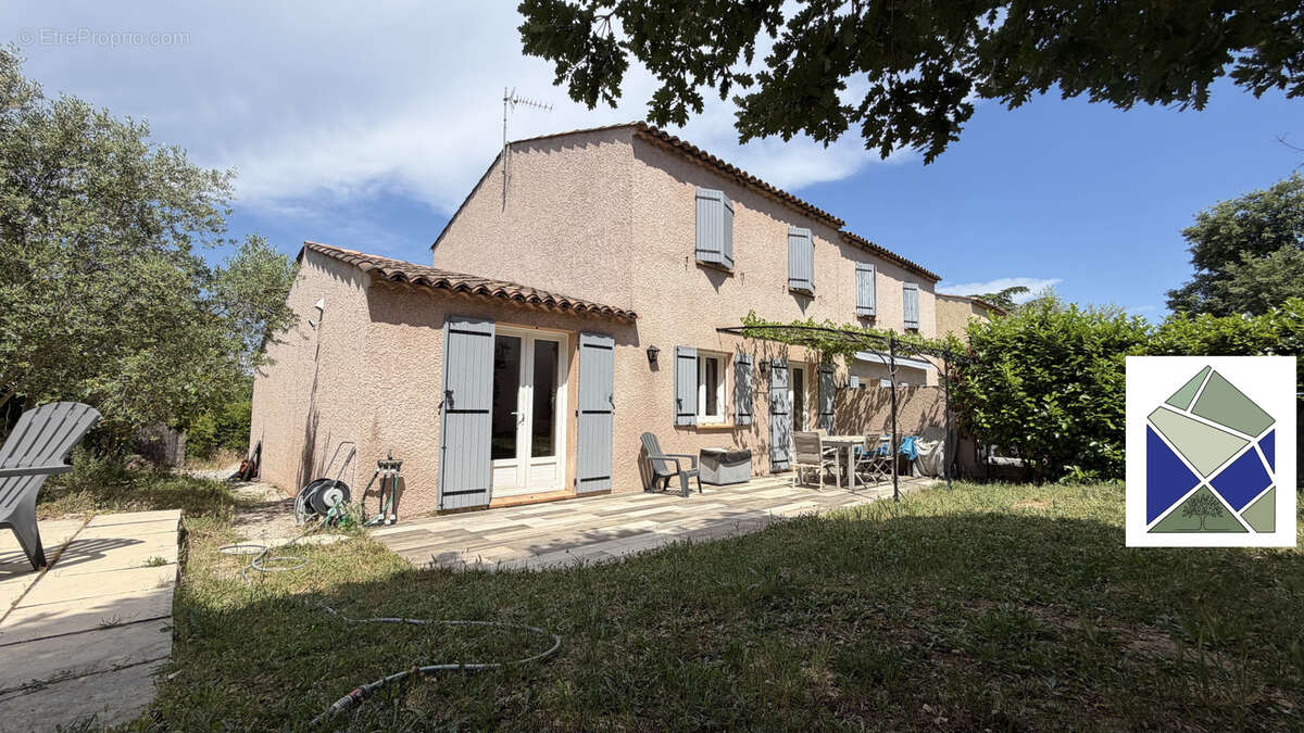 Maison à SAINT-MAXIMIN-LA-SAINTE-BAUME