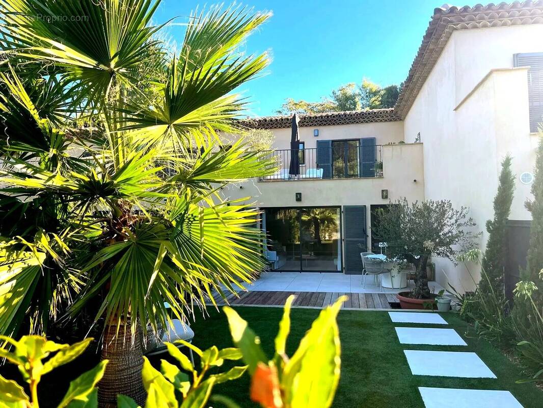 Maison à GRIMAUD