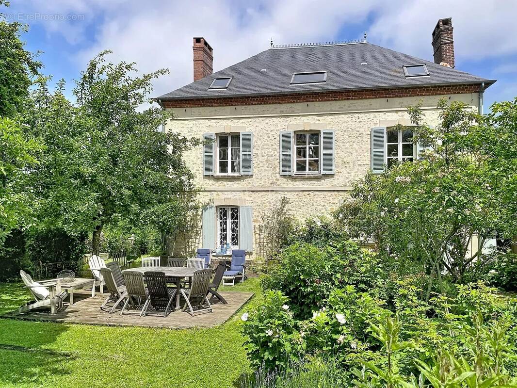 Maison à CAMBREMER