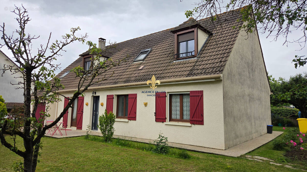 Maison à SAINT-LEU-D'ESSERENT