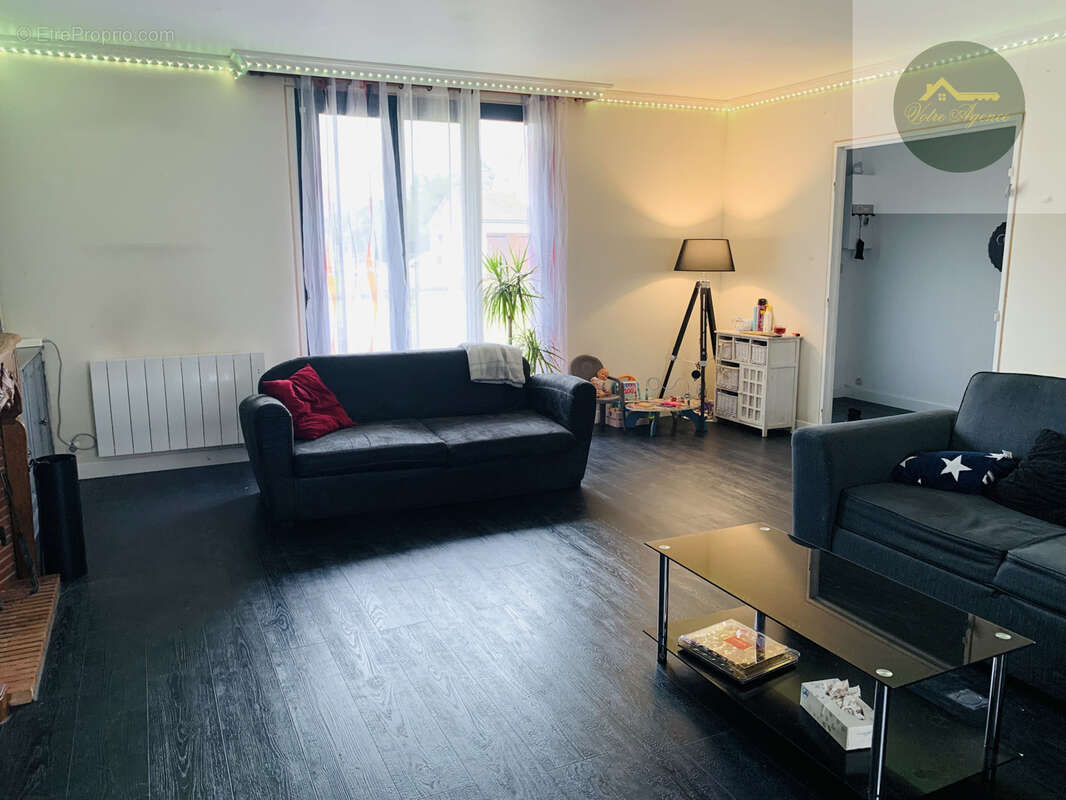Cheroy plain-pied 3 chambres et un bureau  sur 2200 m2 - photo 23