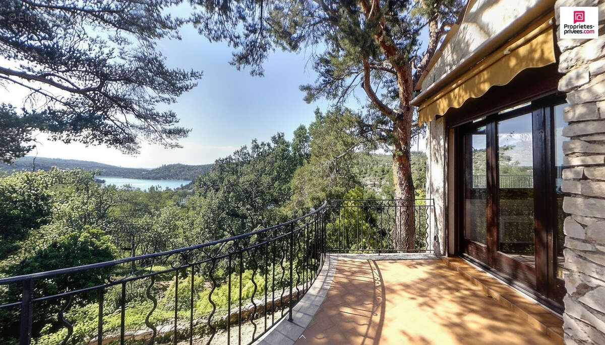 Maison à ESPARRON-DE-VERDON