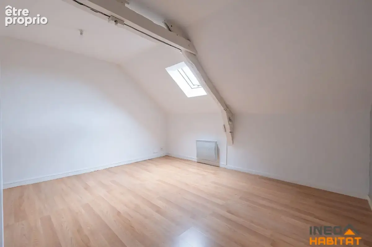 Maison Saint Gilles 7 pièce(s) 142 m2 - photo 9