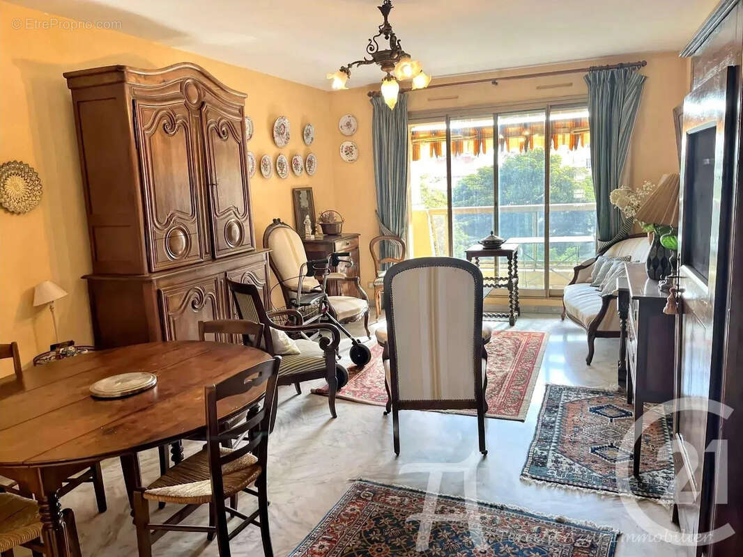 Appartement à MENTON