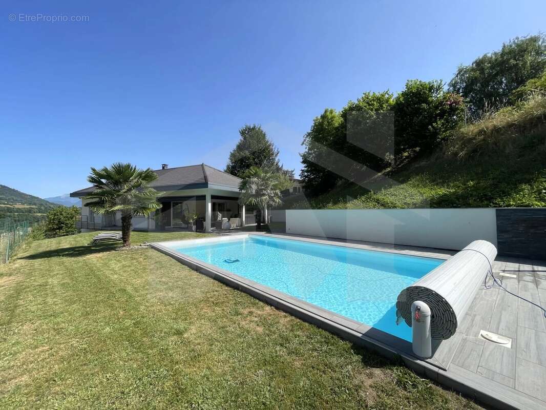 Maison à SAINT-MARTIN-D&#039;URIAGE