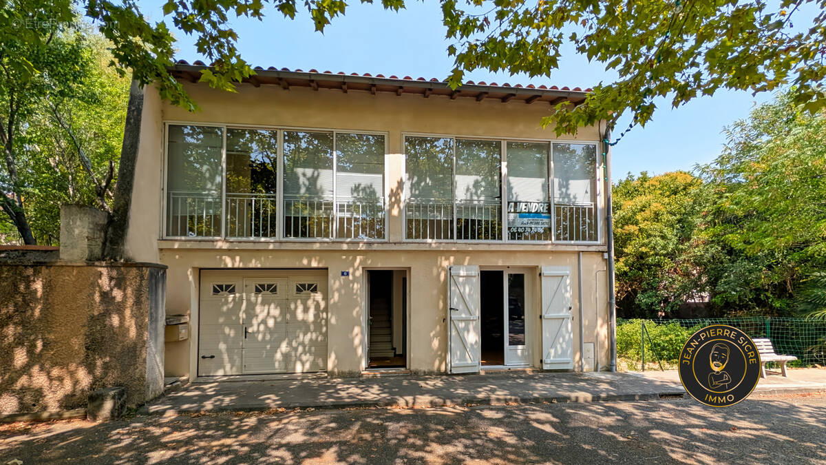 Maison à CAUJAC