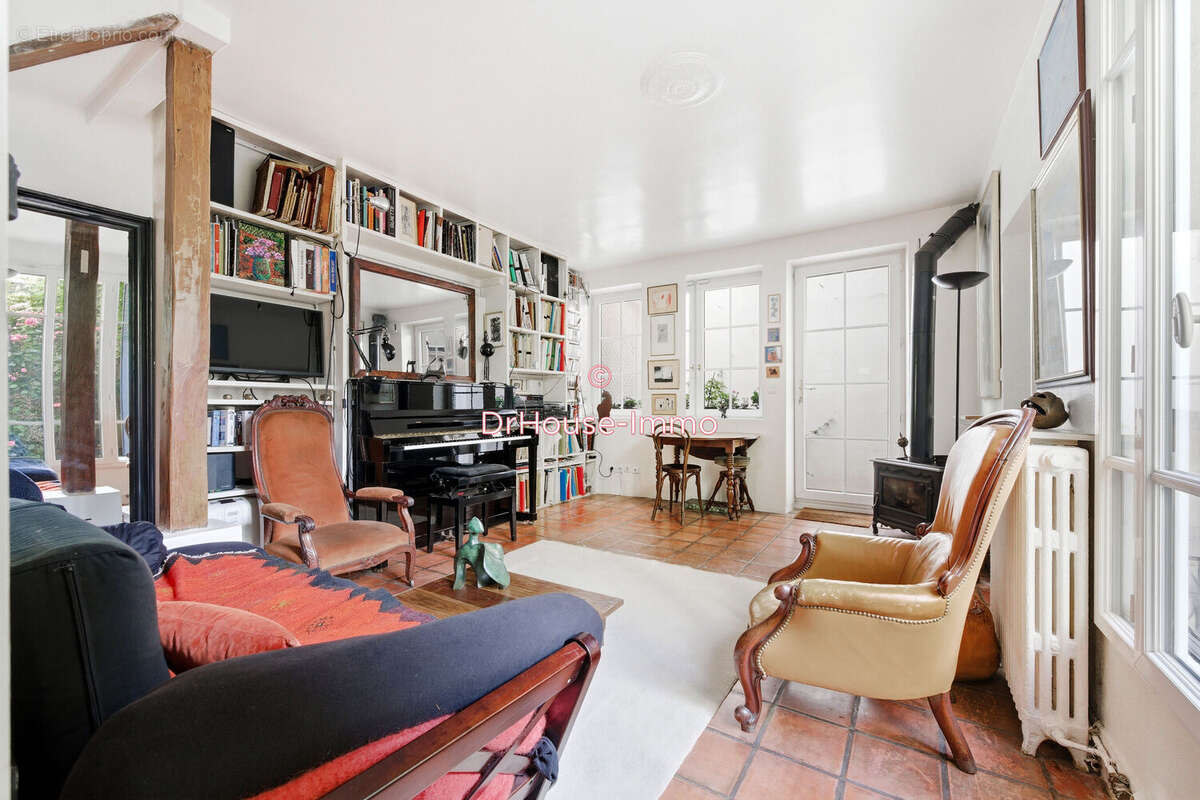 Maison à PARIS-19E