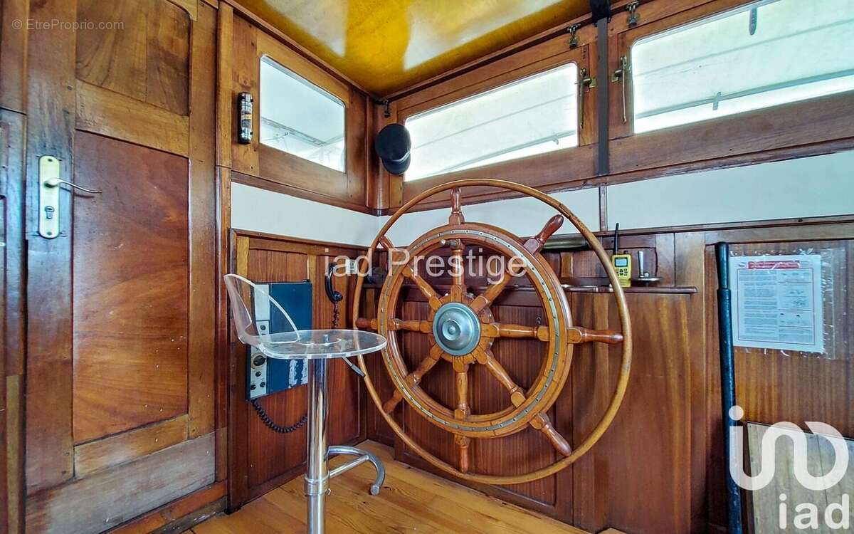 Photo 2 - Maison à LEVALLOIS-PERRET