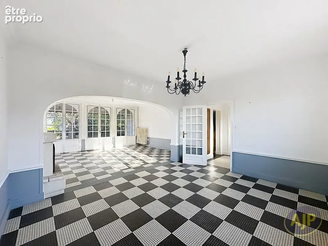 Maison  Centre ville Chateaubriant 196 m2 - photo 2