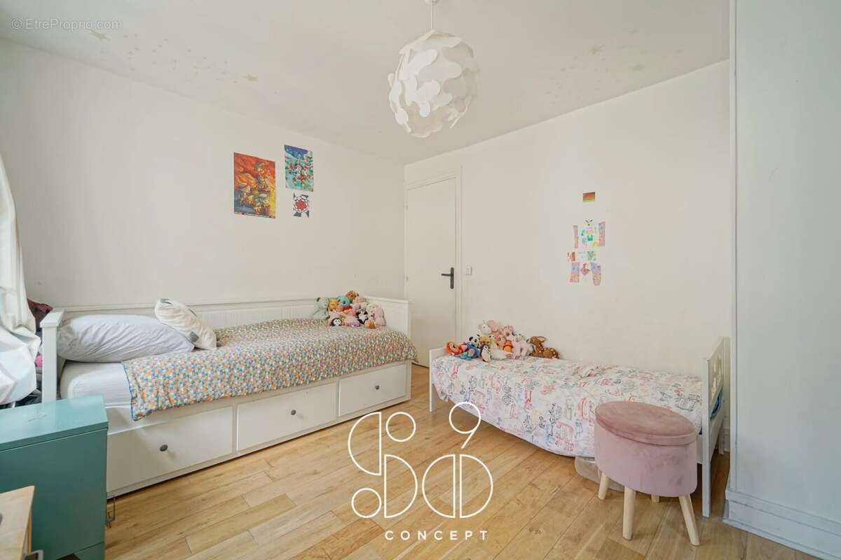 Appartement à PARIS-9E