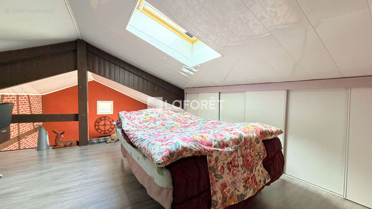 Maison à DOMMARTIN-VARIMONT