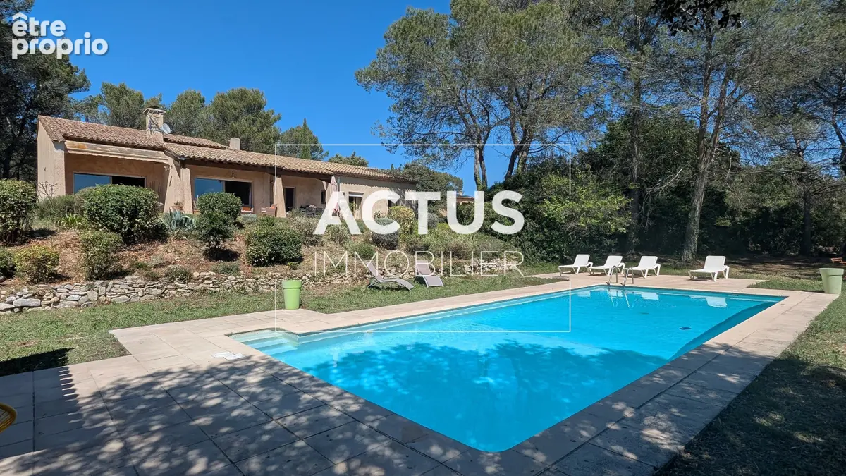 Maison 226 m² à Lambesc  - photo 1