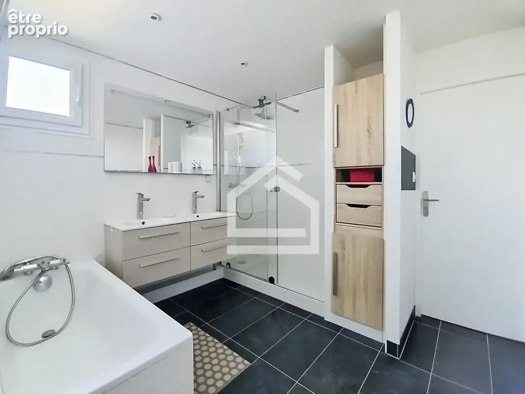 Mérignac Centre-VIlle Appartement familial rénové 91m2 - photo 5