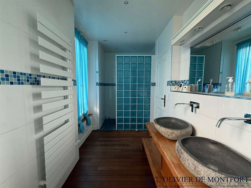 Maison à MONTFORT-L'AMAURY