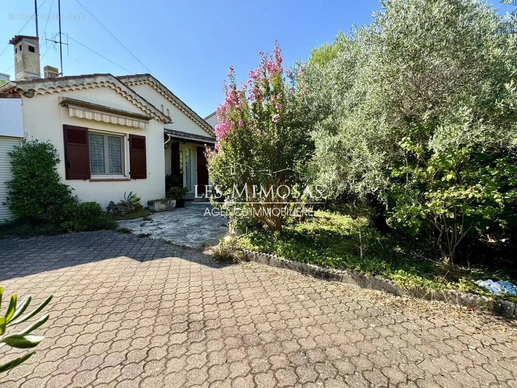 Maison à SAINT-RAPHAEL