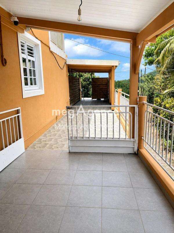 Appartement à RIVIERE-PILOTE
