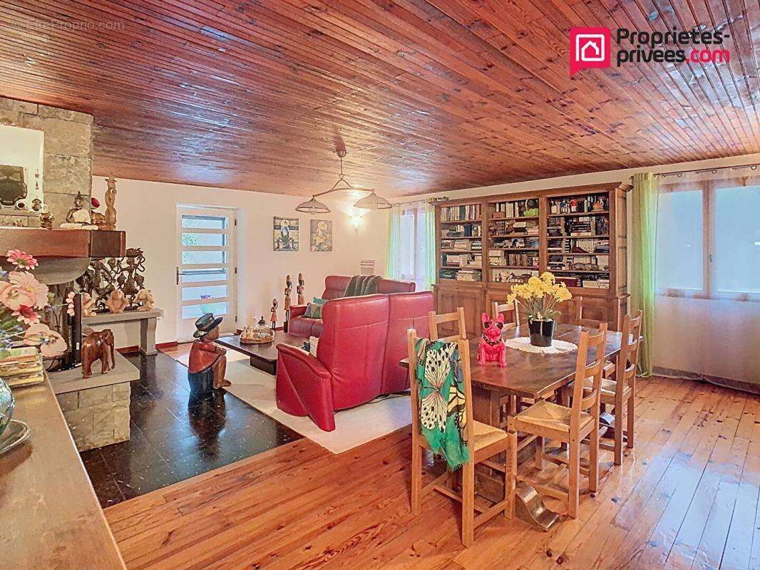 Maison à SAINT-ANDRE-DE-MAJENCOULES