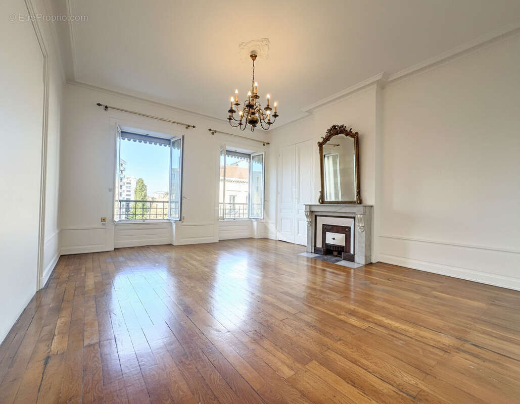 Appartement à LYON-3E