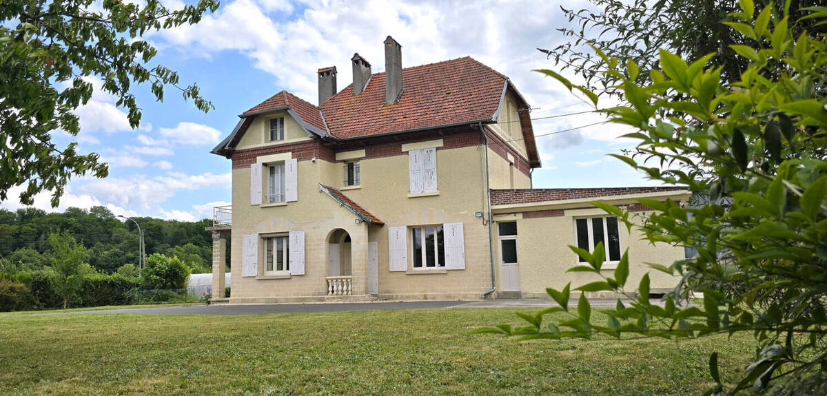 Maison à RESSONS-SUR-MATZ