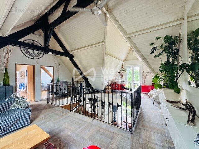 Maison 184 m² à Le Gue-De-Longroi  - photo 7