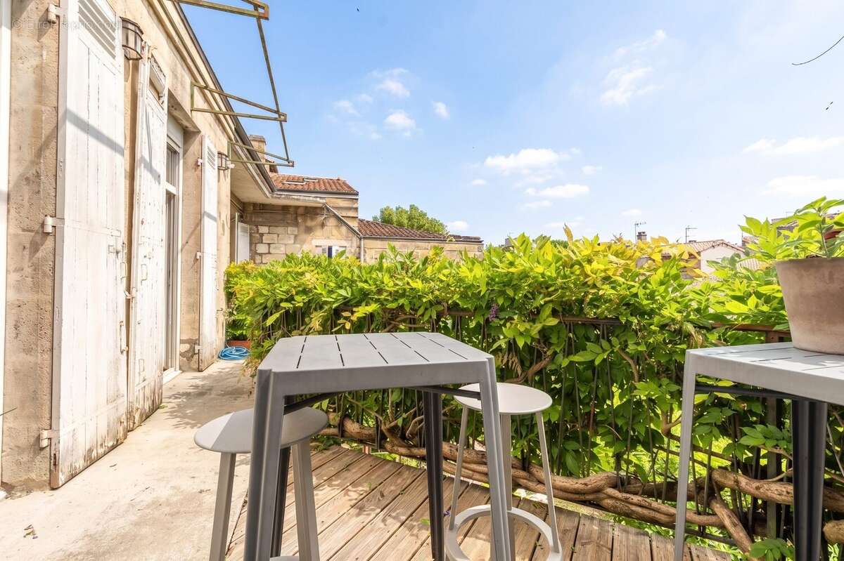 Appartement à BORDEAUX