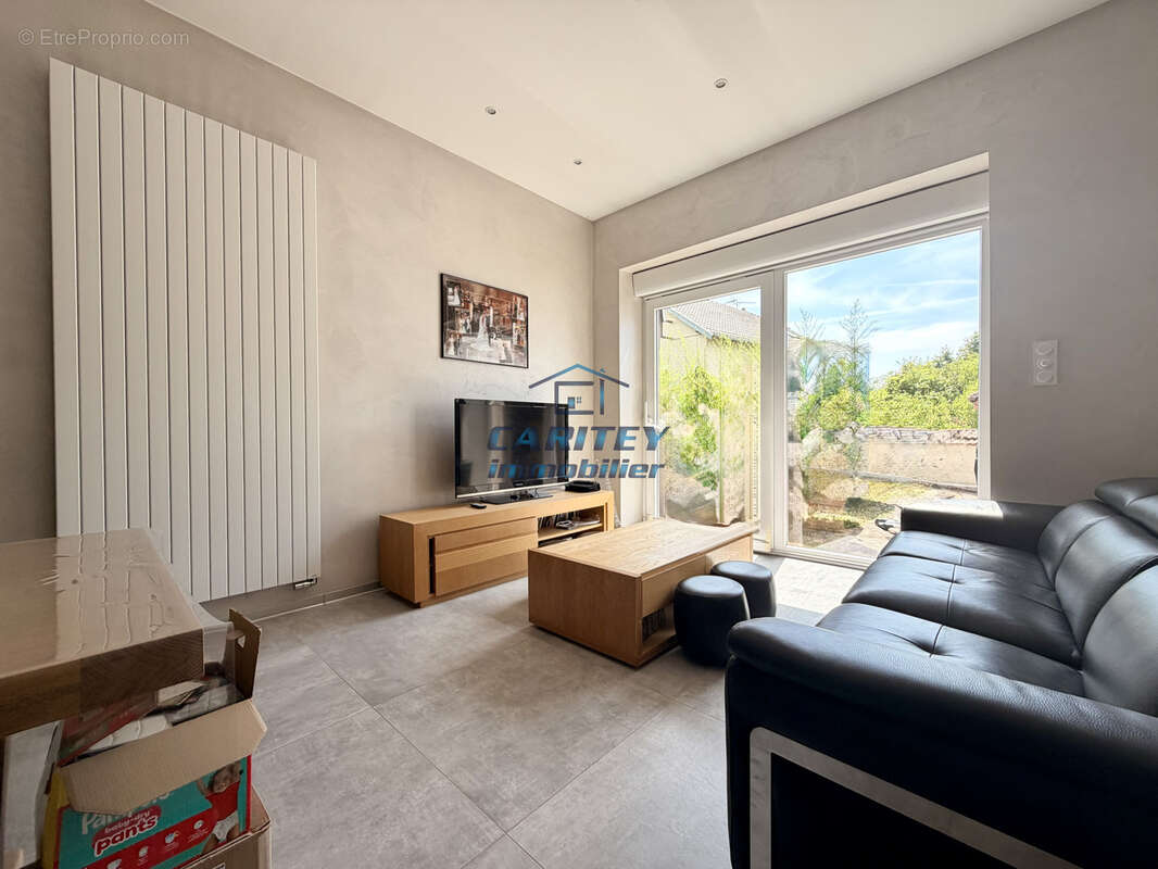 MAISON BOURGEOISE de 150 m2 - 4 chambres - 7627 m2 de terrain - photo 4