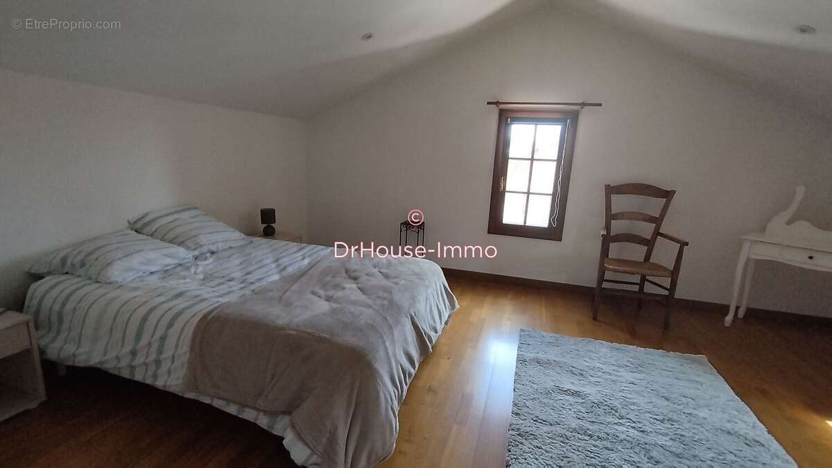 Maison à SAINT-GERMAIN-ET-MONS