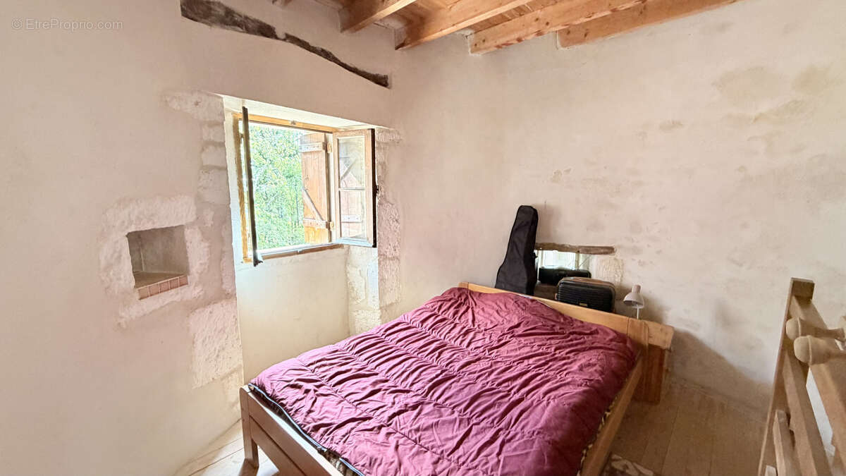 Maison à LOIRE-SUR-NIE