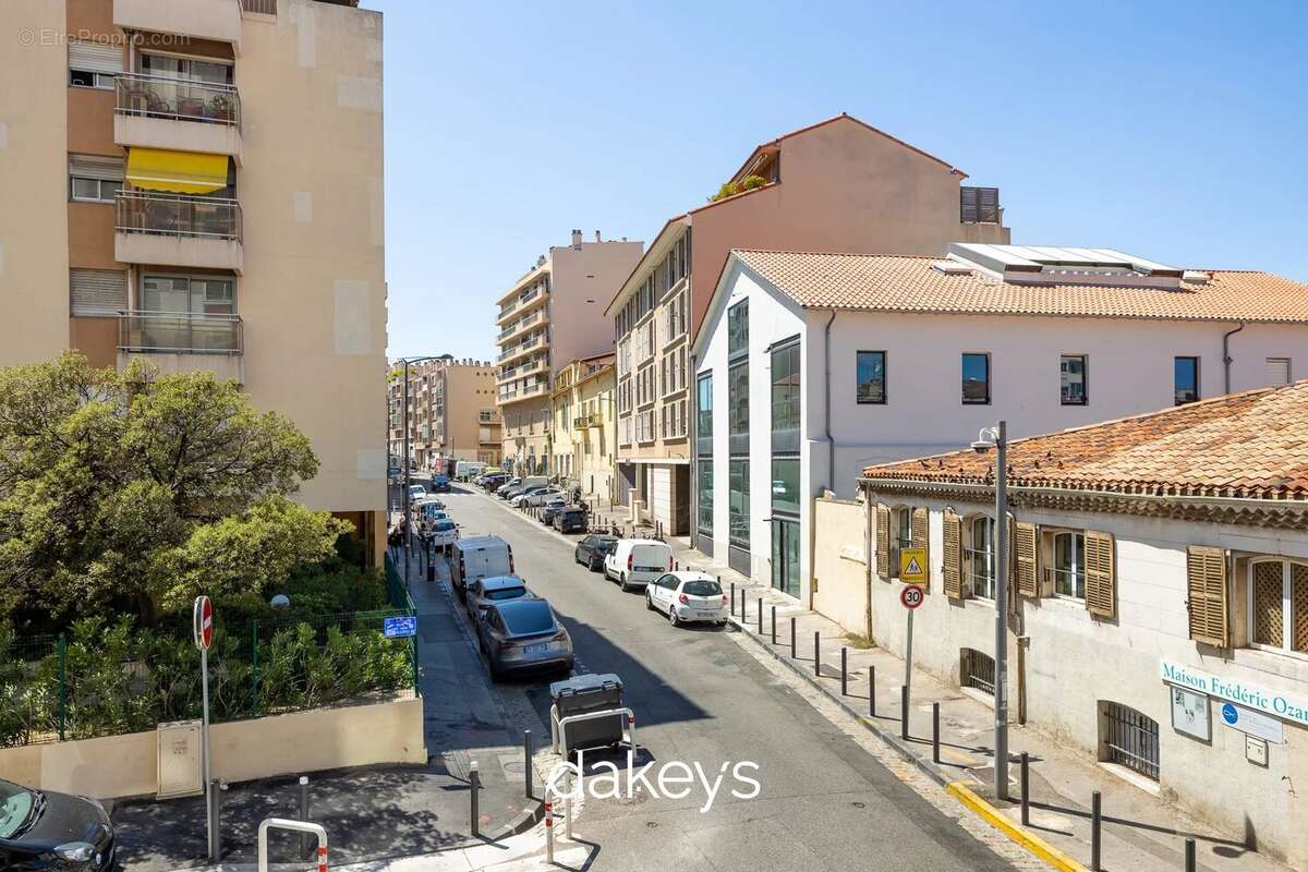 Appartement à MARSEILLE-7E