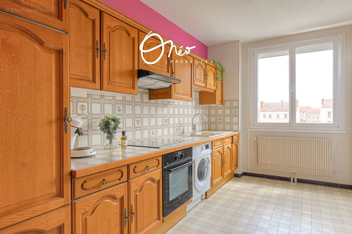 Appartement à LYON-6E