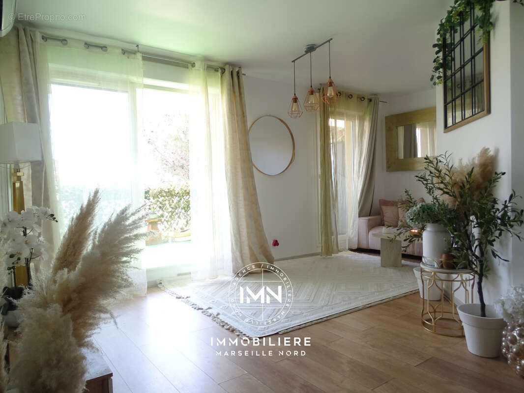 Appartement à MARSEILLE-15E